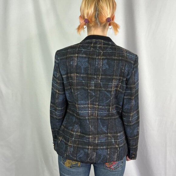 Classic Basler Wool Plaid Blazer - Picture 4 of 16